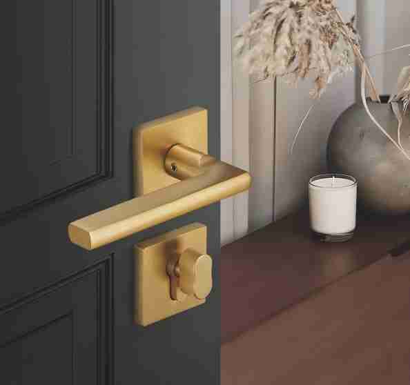 5. Screen Door Handle