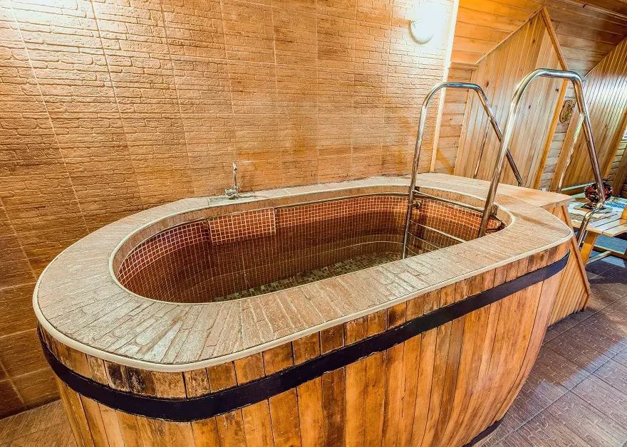 bathtub dimensions of Japanese soaking tub