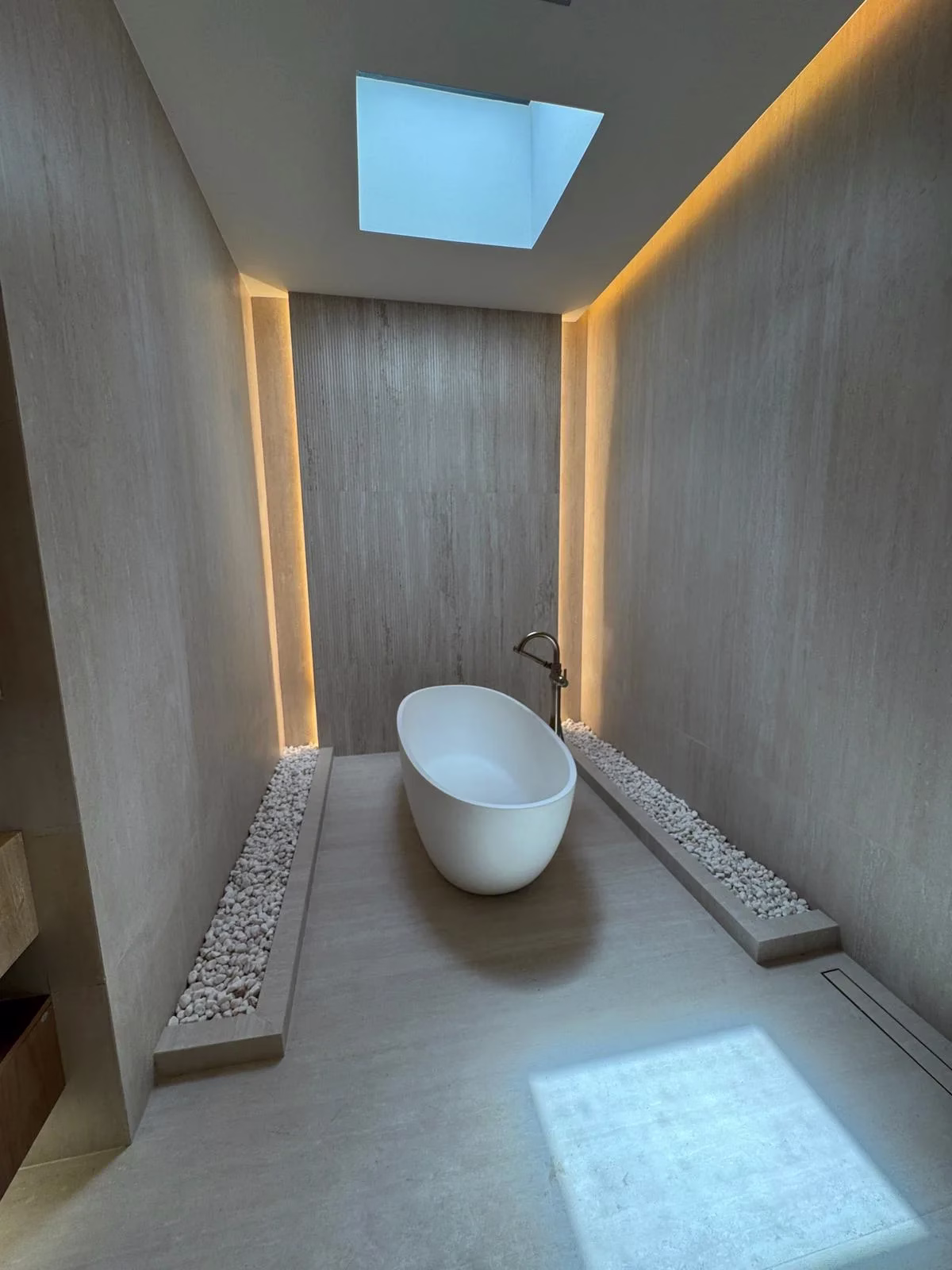 Custom bathroom hardware and fixture matching reference from George Group China