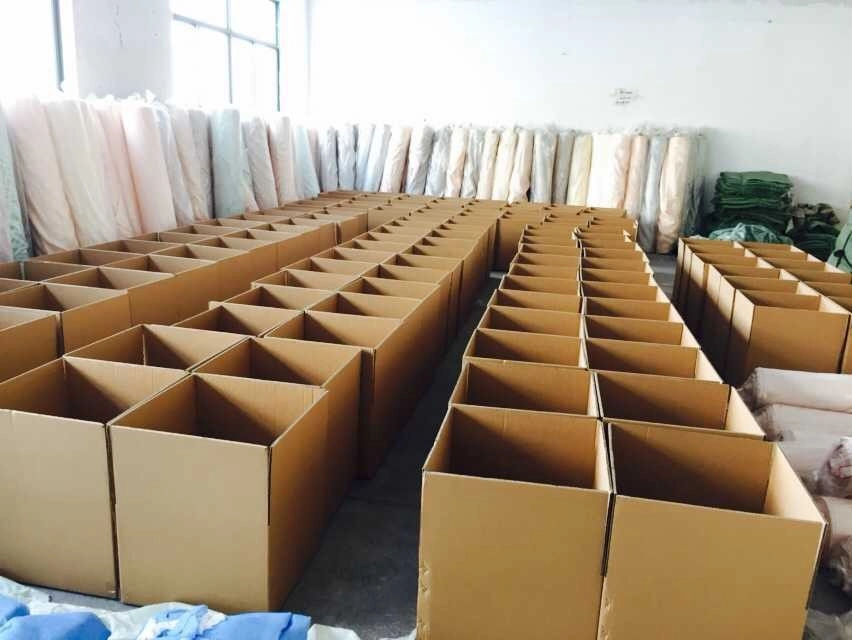 Container loading process for Senegal hospital building materials shipment