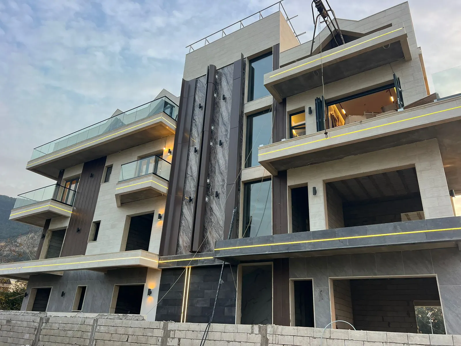 Lebanon Private Villa Full-House Building Materials Supply Case showcasing exterior facade and interior materials consistency